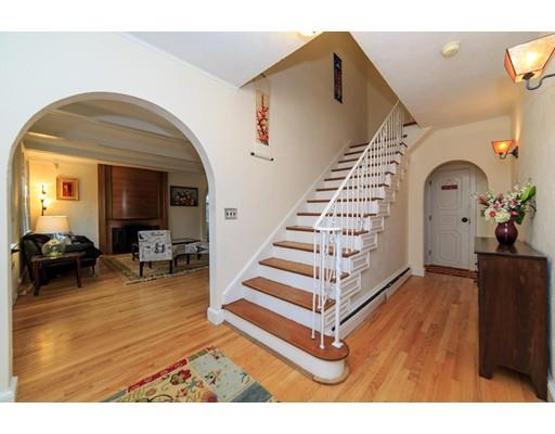89 Welland Rd, Brookline, MA 02445 photo 2