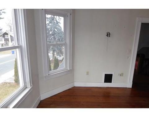 257 Oak St, Springfield, MA 01151 photo 7