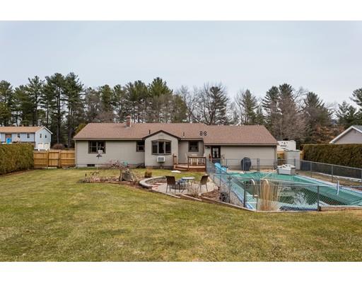 12 Kania St, Easthampton, MA 01027 photo 4