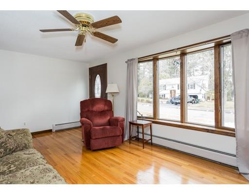 12 Kania St, Easthampton, MA 01027 photo 8
