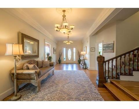 49 Cloutmans Ln, Marblehead, MA 01945 photo 3