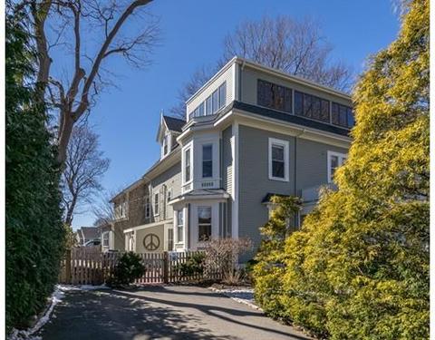 49 Cloutmans Ln, Marblehead, MA 01945 photo 1