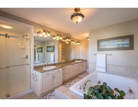 49 Cloutmans Ln, Marblehead, MA 01945 photo 15