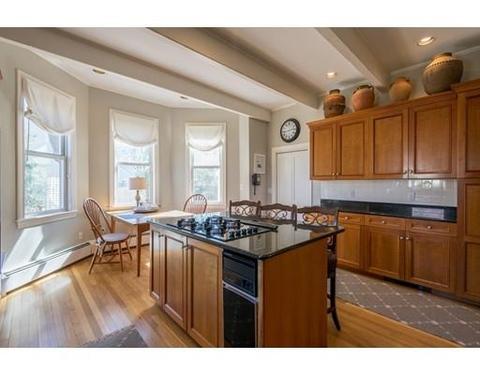 49 Cloutmans Ln, Marblehead, MA 01945 photo 9