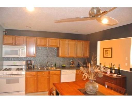 28 Reuben St #10, Fall River, MA 02723 photo 2
