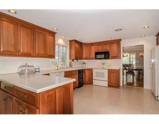 48 Lantern Ln, Needham, MA 02492 photo 3