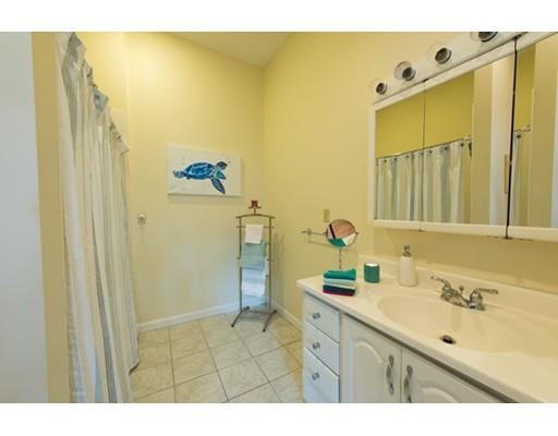 9 Pequot Rd, Marblehead, MA 01945 photo 14