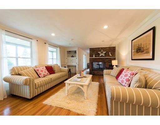 9 Pequot Rd, Marblehead, MA 01945 photo 2
