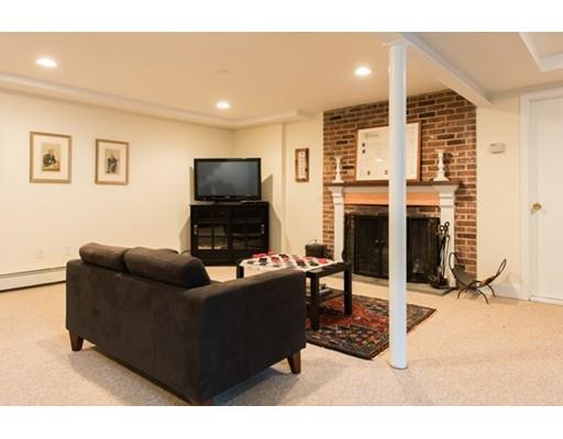 9 Pequot Rd, Marblehead, MA 01945 photo 10
