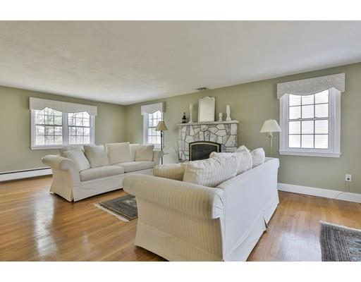 236 Grove St, Reading, MA 01867 photo 5