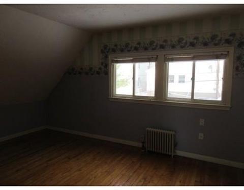 11 Burton St, Worcester, MA 01607 photo 15