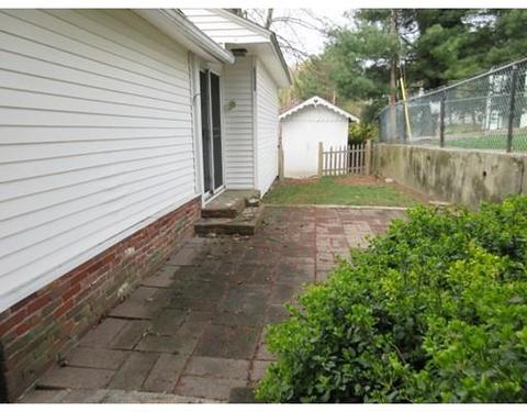 11 Burton St, Worcester, MA 01607 photo 25