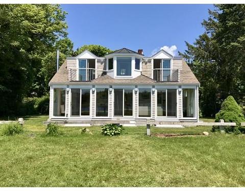 40 Sunset Ln, Bourne, MA 02532 photo 1