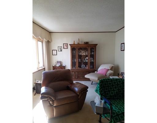 16 Clarence St, Everett, MA 02149 photo 6