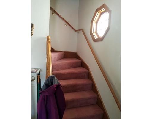 16 Clarence St, Everett, MA 02149 photo 9