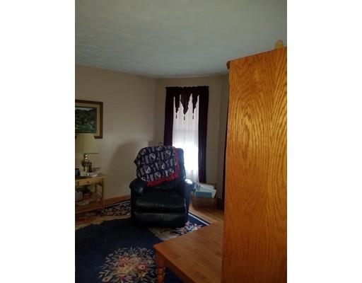 20 Clarence St, Everett, MA 02149 photo 6
