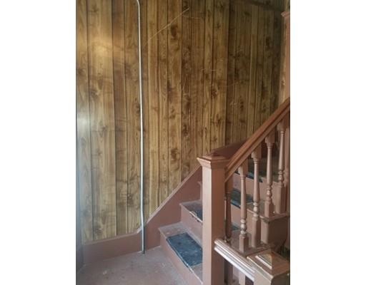 20 Clarence St, Everett, MA 02149 photo 9