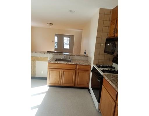 20 Clarence St, Everett, MA 02149 photo 12