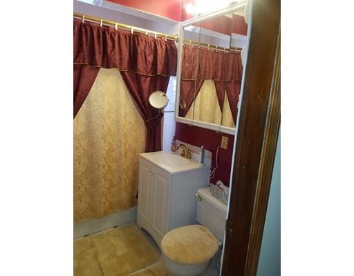 20 Clarence St, Everett, MA 02149 photo 5