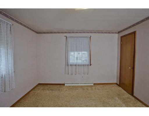 167 Middle St, Springfield, MA 01104 photo 17