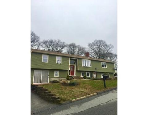 542 Spencer St, Fall River, MA 02721 photo 1