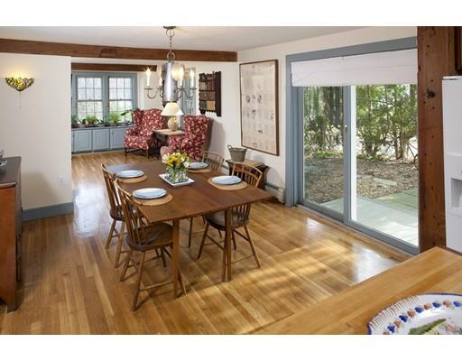 114 East St, Hingham, MA 02043 photo 4