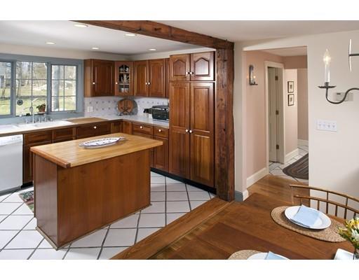 114 East St, Hingham, MA 02043 photo 7