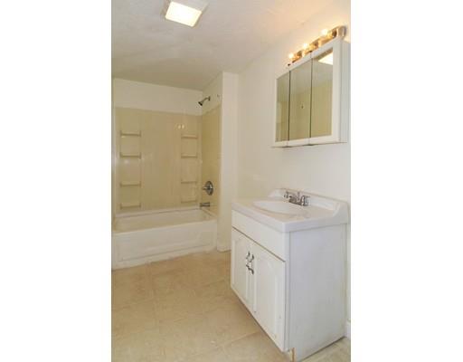 17 Catharine St, Worcester, MA 01605 photo 20