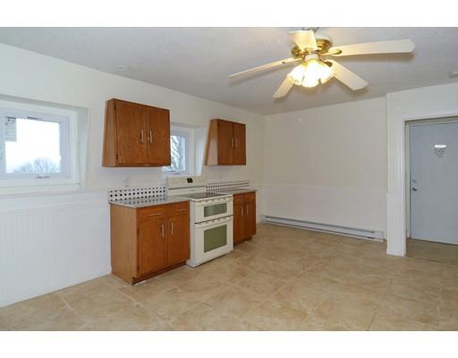 17 Catharine St, Worcester, MA 01605 photo 18