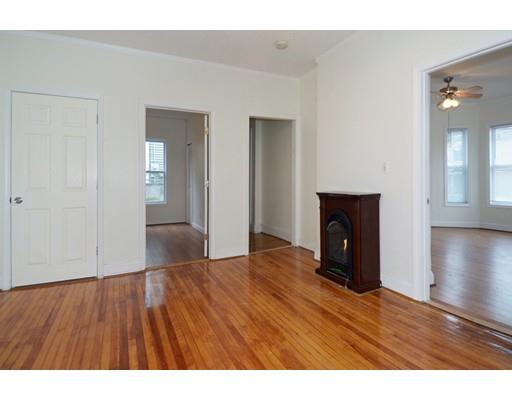 17 Catharine St, Worcester, MA 01605 photo 6