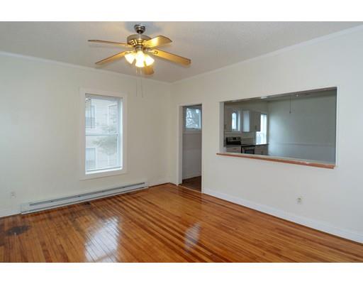 17 Catharine St, Worcester, MA 01605 photo 5