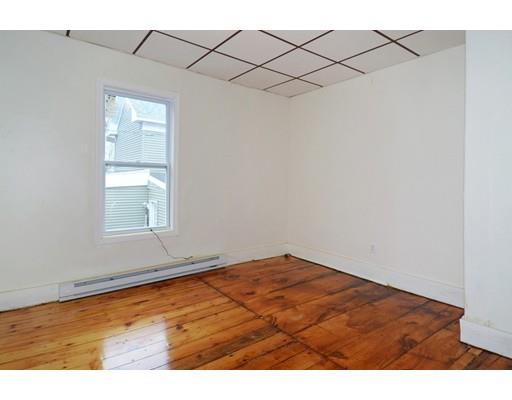17 Catharine St, Worcester, MA 01605 photo 16