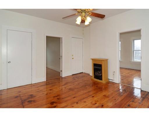 17 Catharine St, Worcester, MA 01605 photo 11