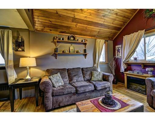 2 Krochmal Rd, Peabody, MA 01960 photo 3