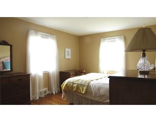 141 Druid Hill Rd, Springfield, MA 01129 photo 11