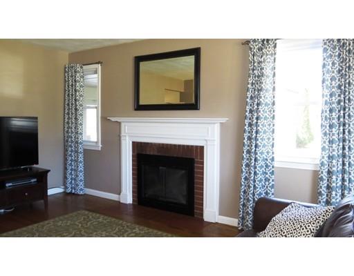 141 Druid Hill Rd, Springfield, MA 01129 photo 3