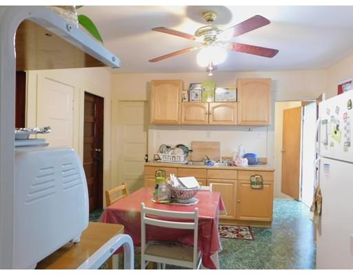 131 Bristol St, Springfield, MA 01109 photo 12