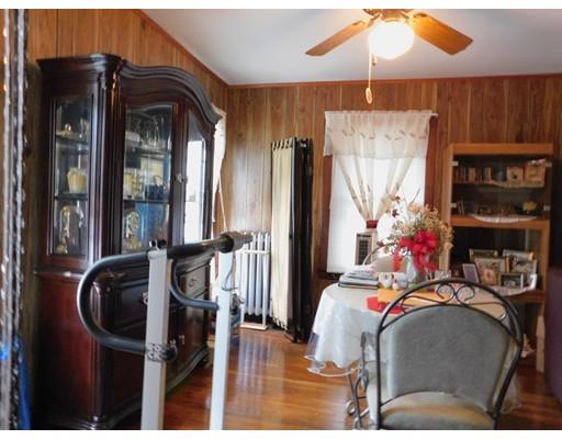 131 Bristol St, Springfield, MA 01109 photo 11