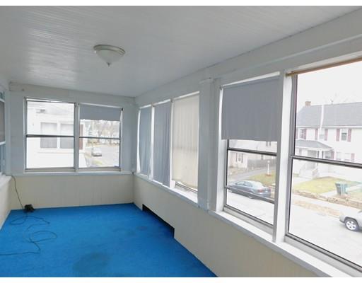 131 Bristol St, Springfield, MA 01109 photo 8