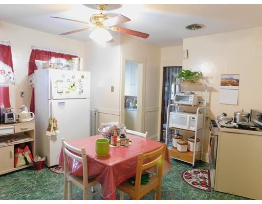 131 Bristol St, Springfield, MA 01109 photo 13