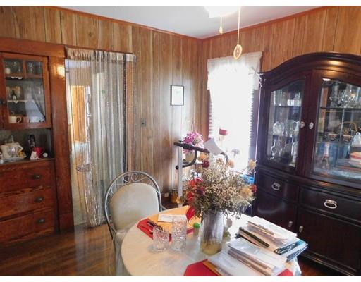 131 Bristol St, Springfield, MA 01109 photo 10