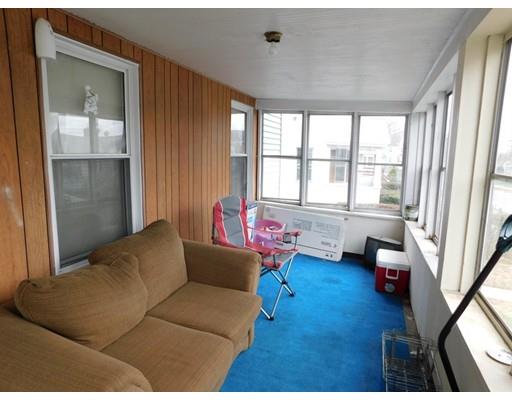 131 Bristol St, Springfield, MA 01109 photo 3