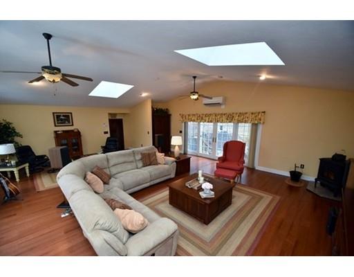 74 High St, Upton, MA 01568 photo 19
