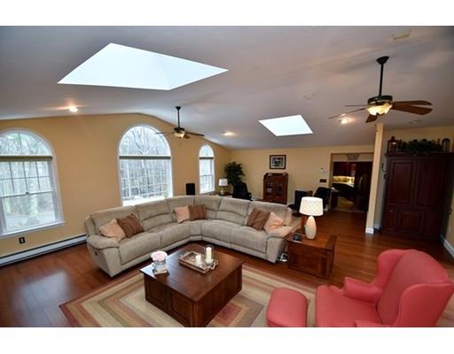 74 High St, Upton, MA 01568 photo 20