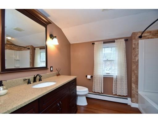 74 High St, Upton, MA 01568 photo 12