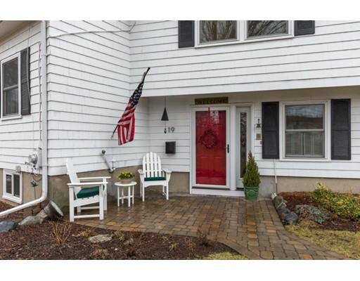 19 Robin Rd, Reading, MA 01867 photo 3