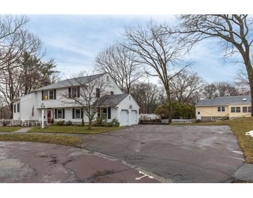 19 Robin Rd, Reading, MA 01867 photo 2
