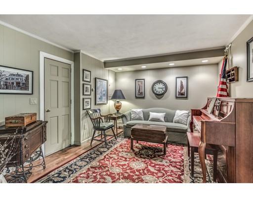 19 Robin Rd, Reading, MA 01867 photo 7