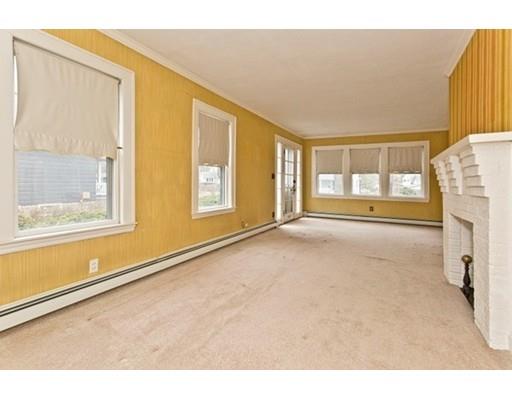 37 Hanscom Ave, Reading, MA 01867 photo 5