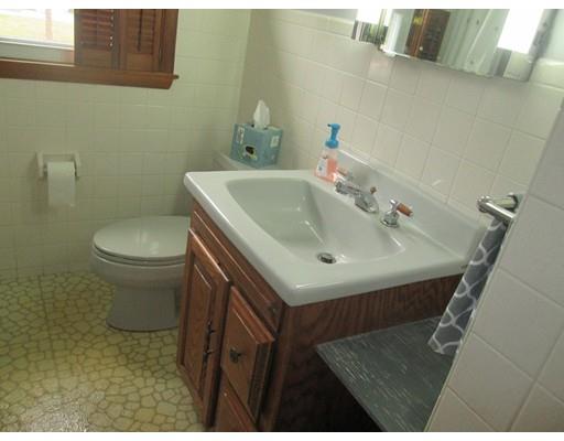 16 Eddy St, Webster, MA 01570 photo 19